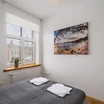 Apartamento 2-bedroom Stabu 87a