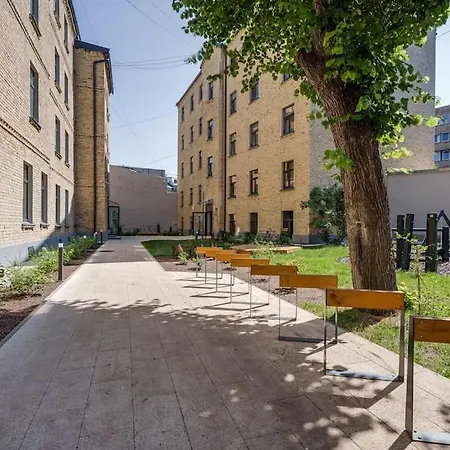 2-bedroom Stabu 87a Апартаменты *